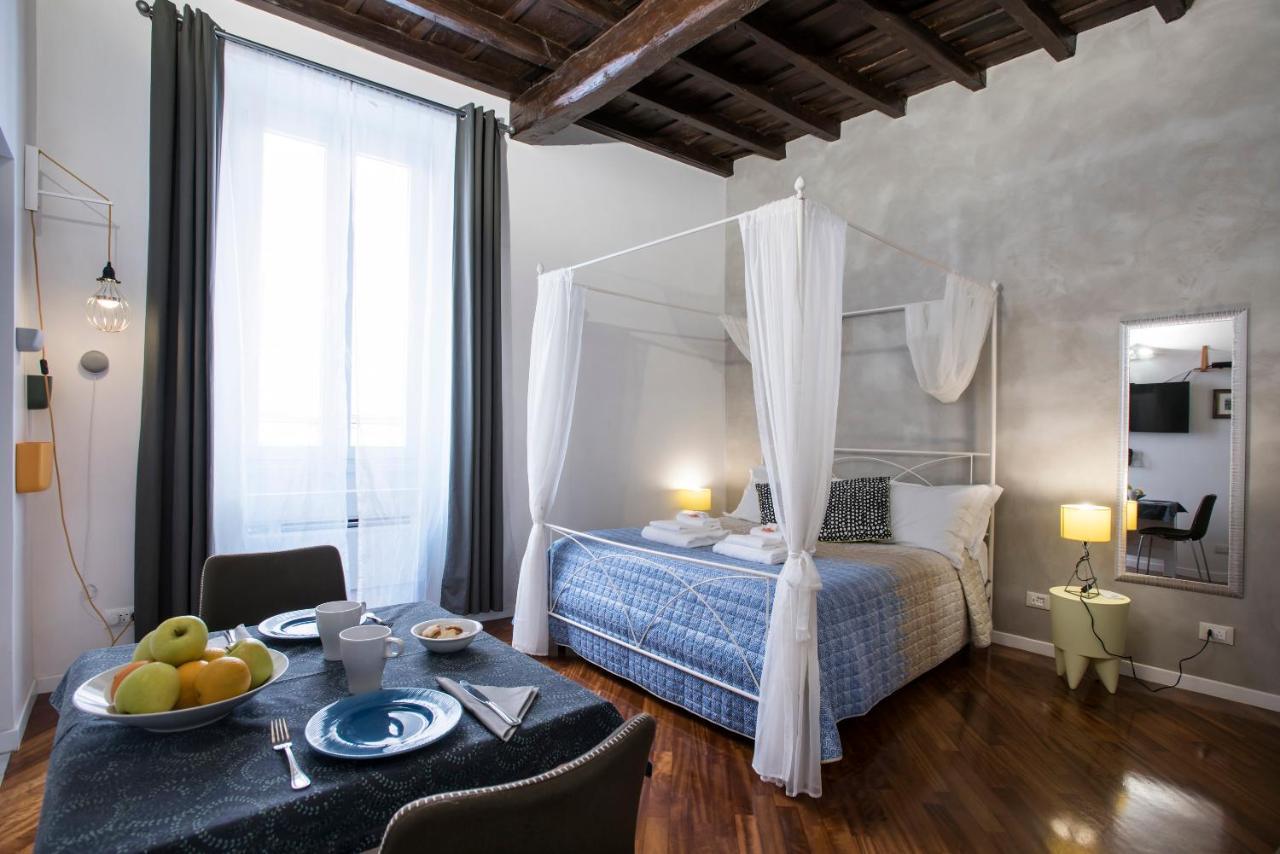 Apartment Near Trevi Fountain Rom Eksteriør billede