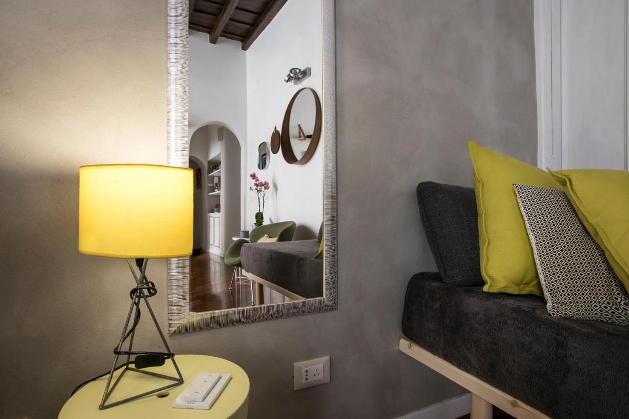 Apartment Near Trevi Fountain Rom Eksteriør billede