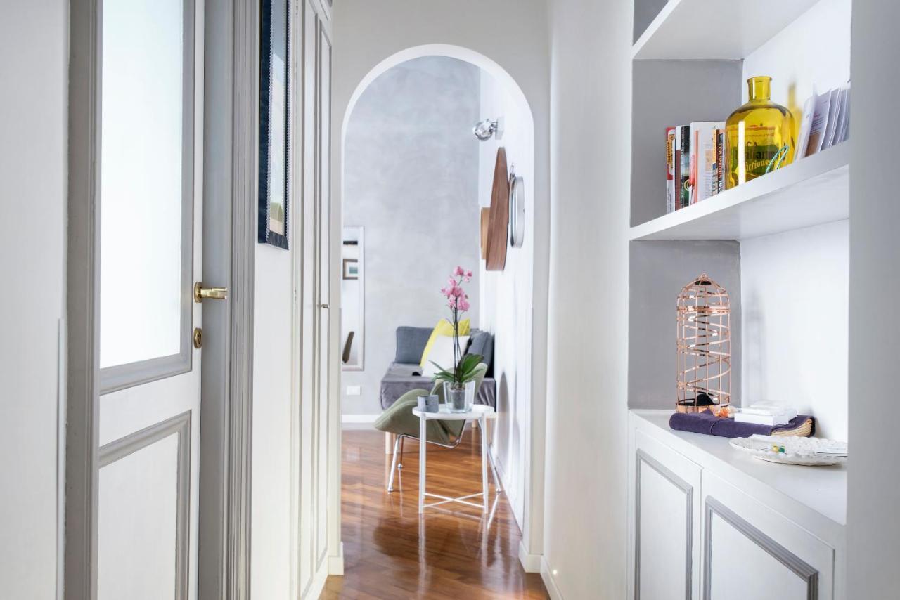Apartment Near Trevi Fountain Rom Eksteriør billede